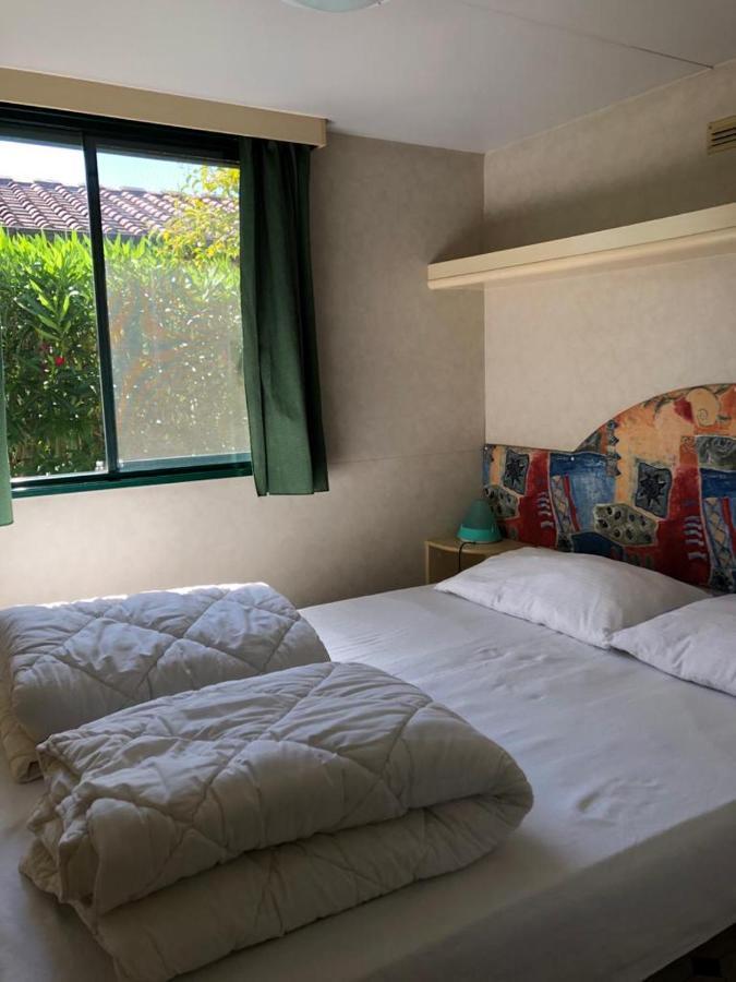 Zona Rosa 5 Chalet Mit Klimaanlage Und Wlan Viareggio Luaran gambar