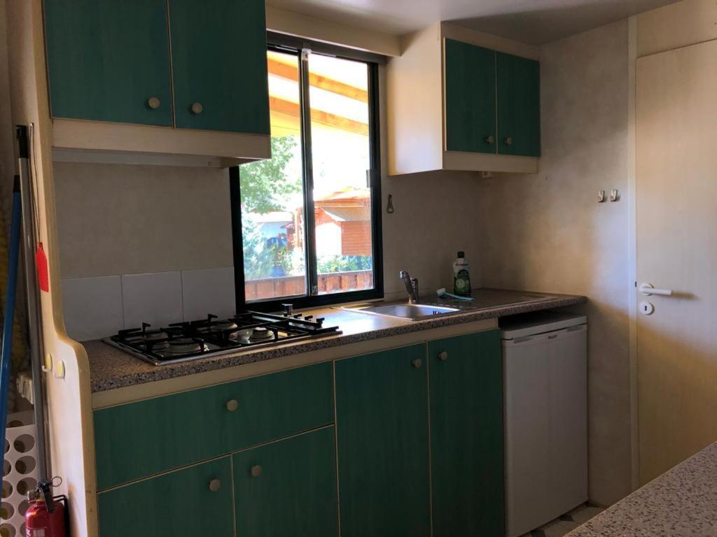 Zona Rosa 5 Chalet Mit Klimaanlage Und Wlan Viareggio Luaran gambar