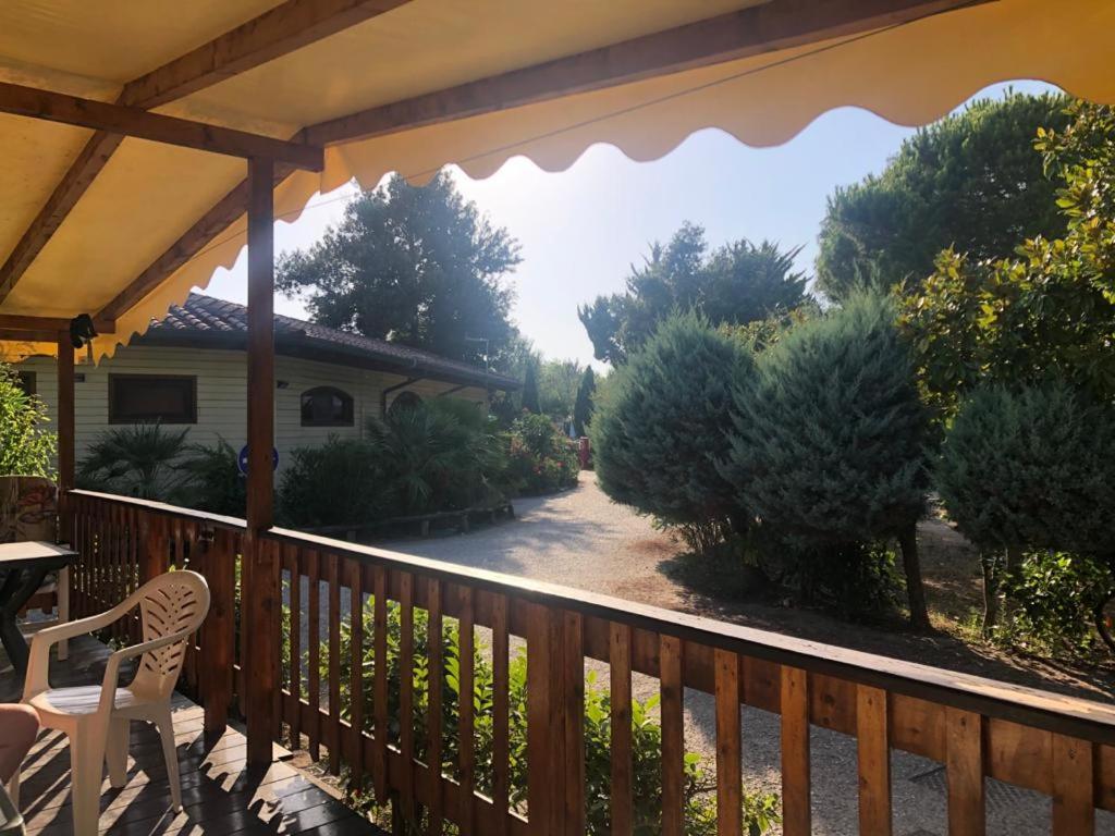 Zona Rosa 5 Chalet Mit Klimaanlage Und Wlan Viareggio Luaran gambar